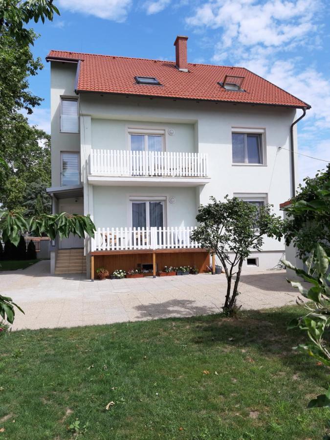 Eisenstadt Apartments 外观 照片